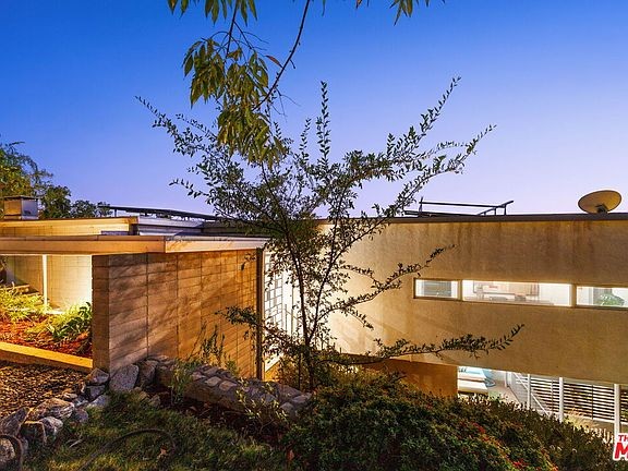 12th image of 1290 Rancheros Rd
