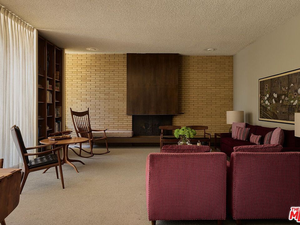 7th image of 344 S Cliffwood Ave